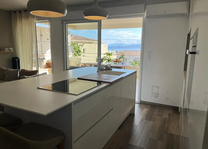 Vue Confort Au Coeur De La Nature LʼÎle-Rousse