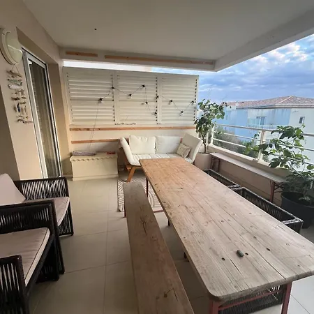 Vue Confort Au Coeur De La Nature LʼÎle-Rousse