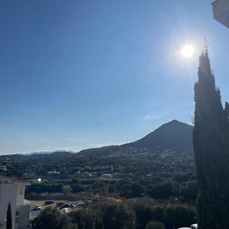 Vue Confort Au Coeur De La Nature LʼÎle-Rousse